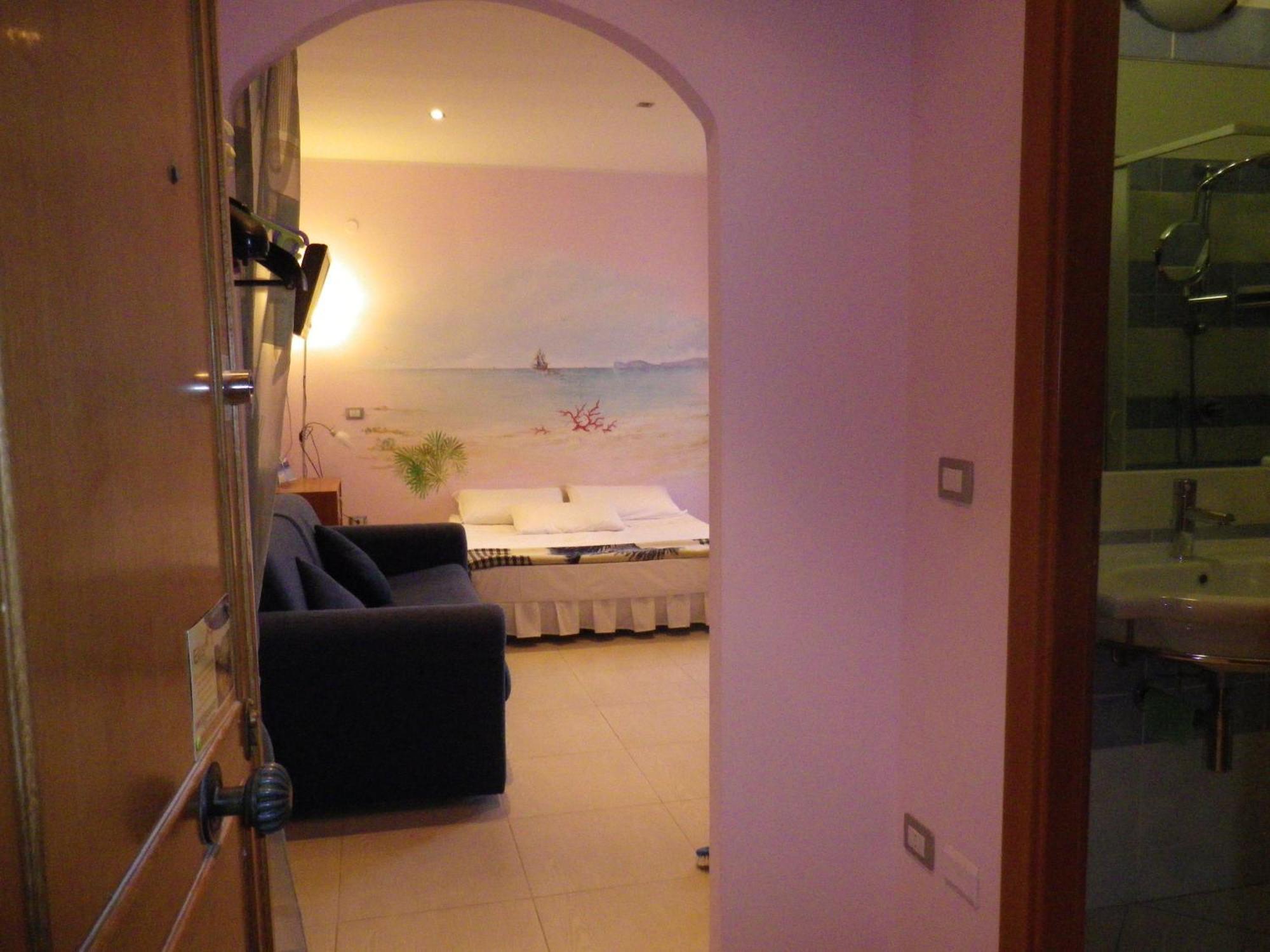 אלגהרו Elisart Guest House מראה חיצוני תמונה