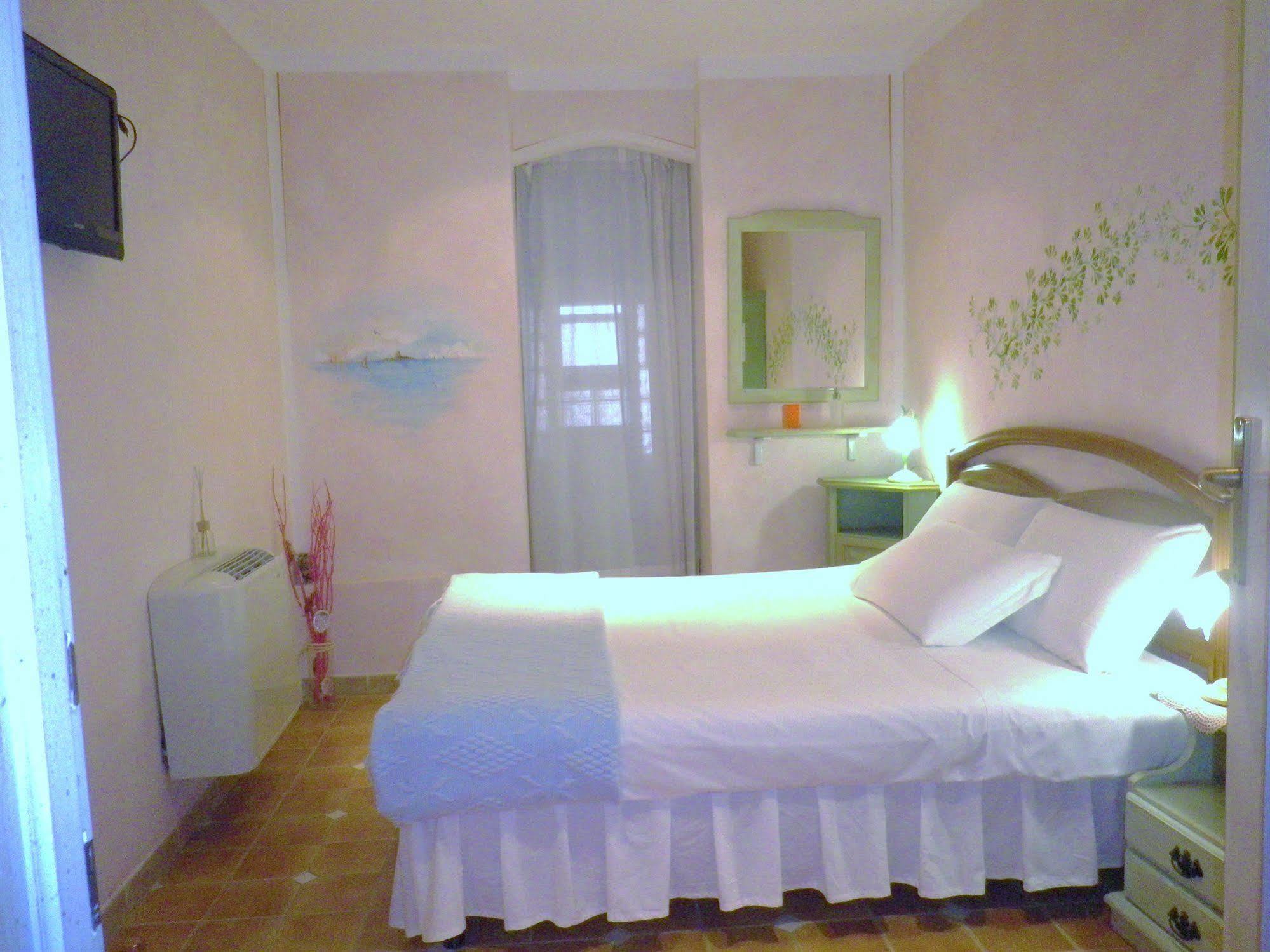 אלגהרו Elisart Guest House מראה חיצוני תמונה