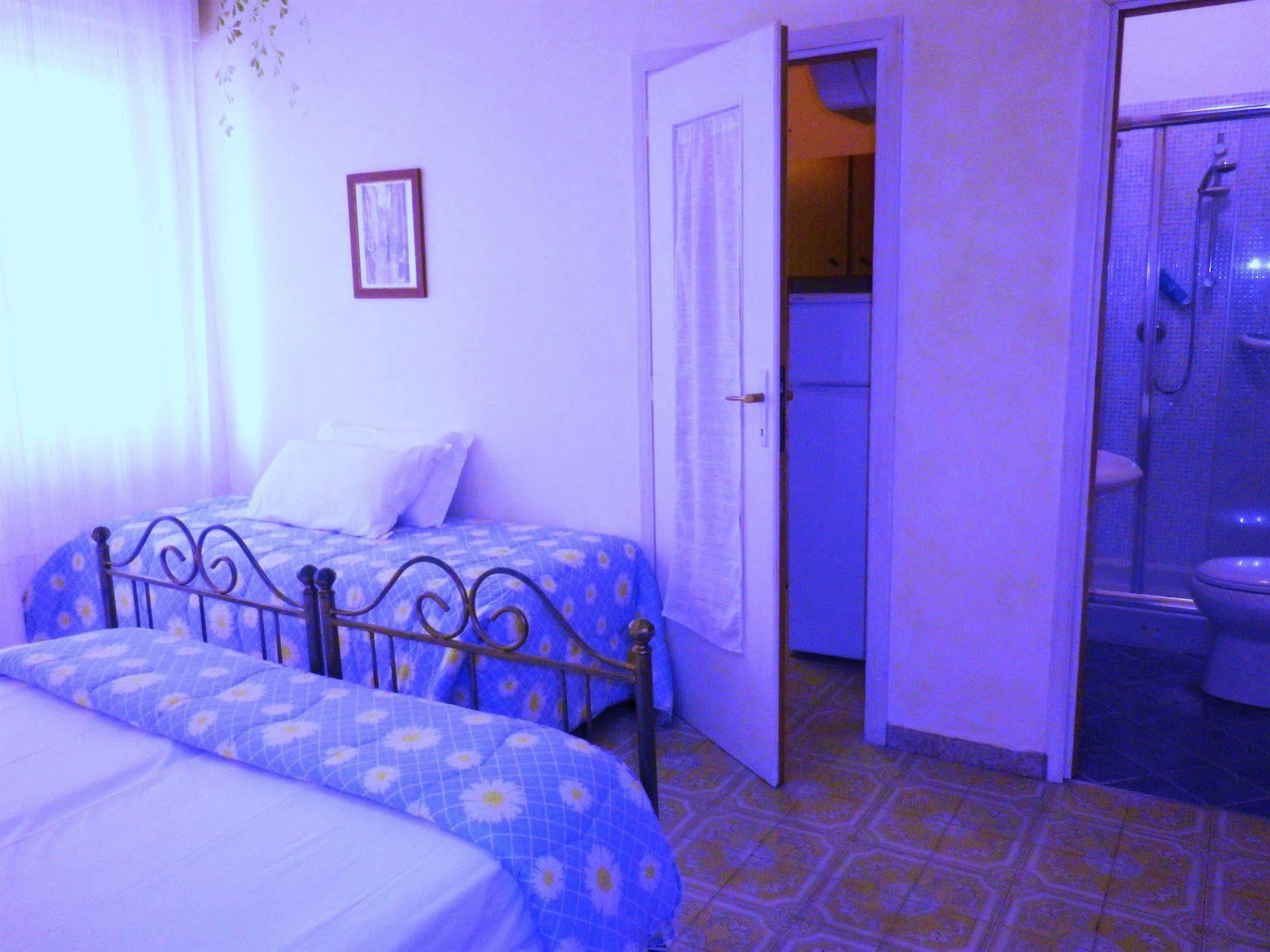 אלגהרו Elisart Guest House מראה חיצוני תמונה
