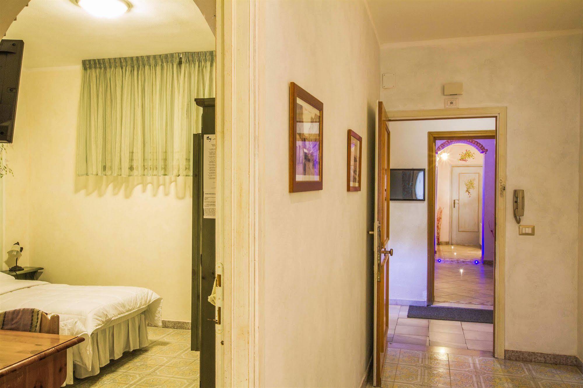 אלגהרו Elisart Guest House מראה חיצוני תמונה