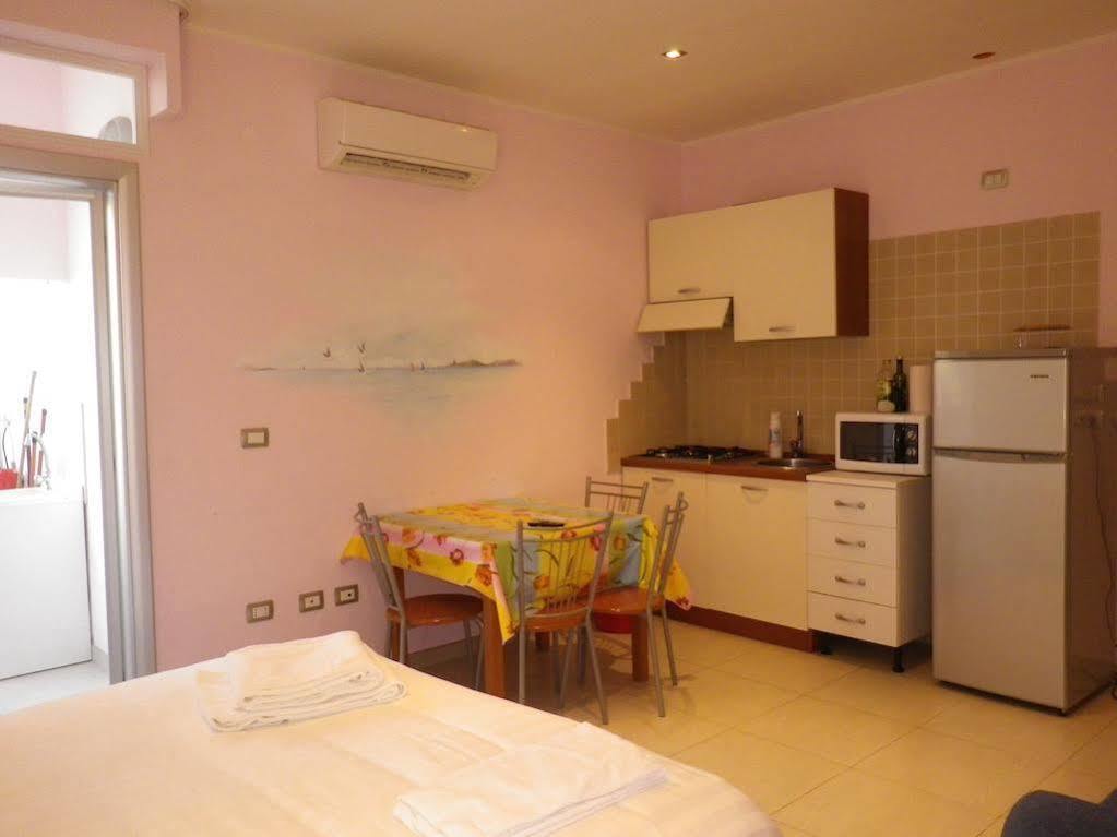 אלגהרו Elisart Guest House מראה חיצוני תמונה